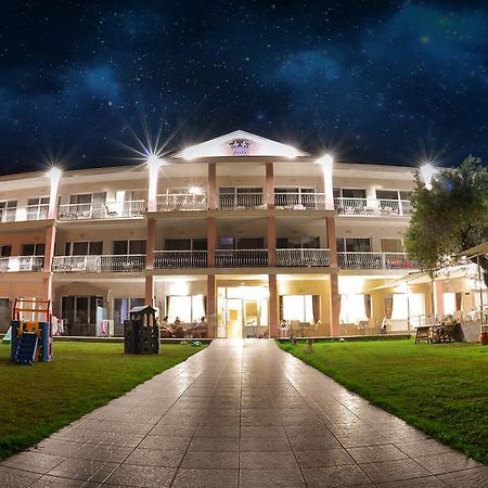 Crown Hotel Неа Скиони Екстериор снимка
